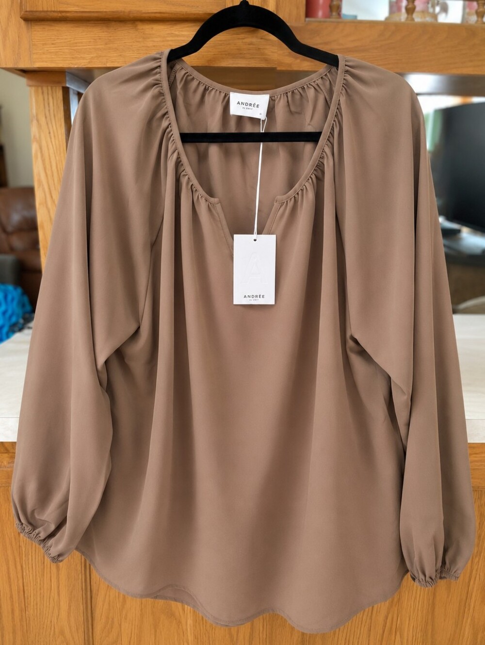 Women's Taupe Long-Sleeve Peasant Top